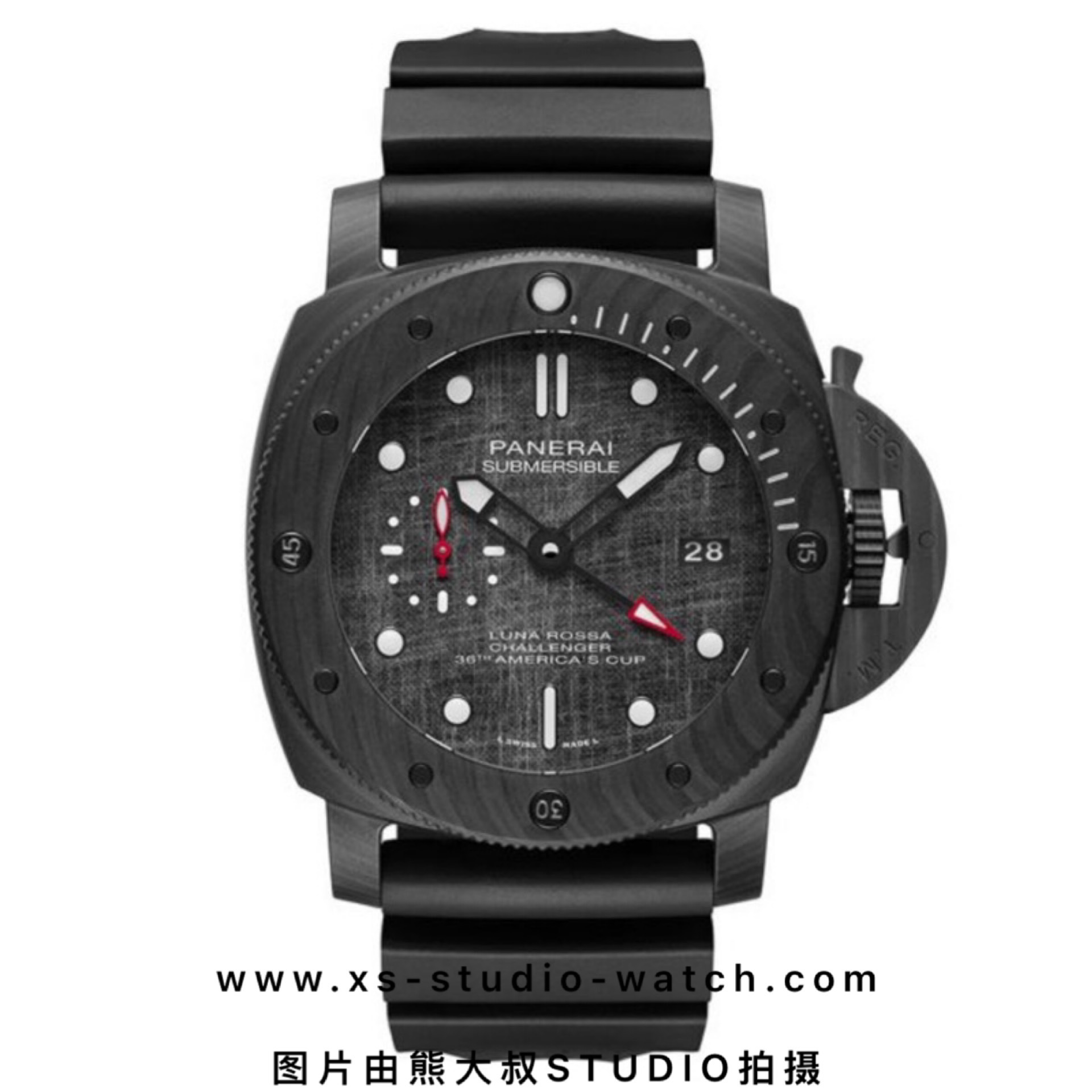 沛纳海 SUBMERSIBLE LUNA ROSSA系列 PAM01039腕表