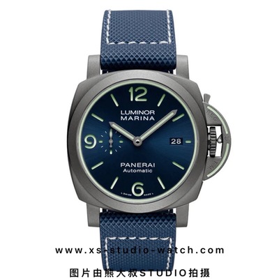 沛纳海 LUNA MARINA 系列 PAM01117腕表