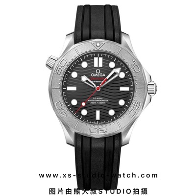 欧米茄 OMEGA SEAMASTER DIVER 海马300M系列潜水表 黑盘波浪纹 NEKTON特别版胶带