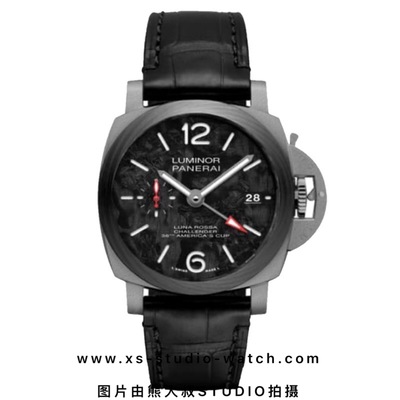 沛纳海 LUMINOR系列 PAM01096 黑色钛合金外壳腕表