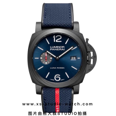 沛纳海 Luminor Marina Carbotech Luna Ross PAM01529腕表 限量37枚