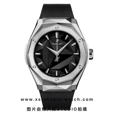 宇舶 经典融合菱形系列 精钢黑盘 550.NS.1800.RX.ORL19 腕表