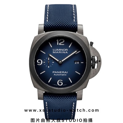 沛纳海 LUNA MARINA FIBRATECH系列 PAM01663腕表